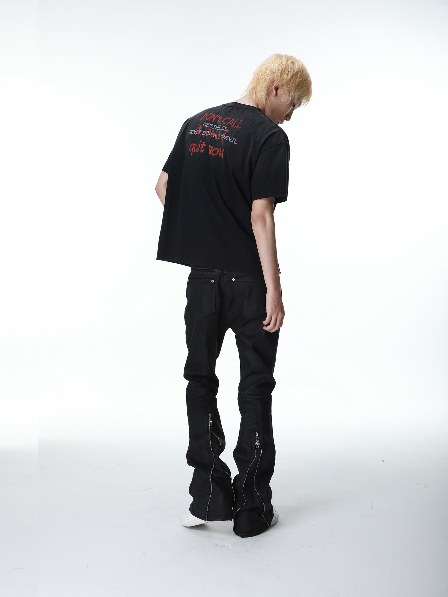 SEXXDEVIL Portrait Grid Distressed Tee