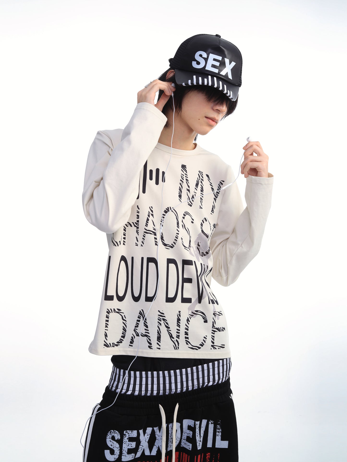 SEXXDEVIL Devils’ Chaotic Dance T-shirt