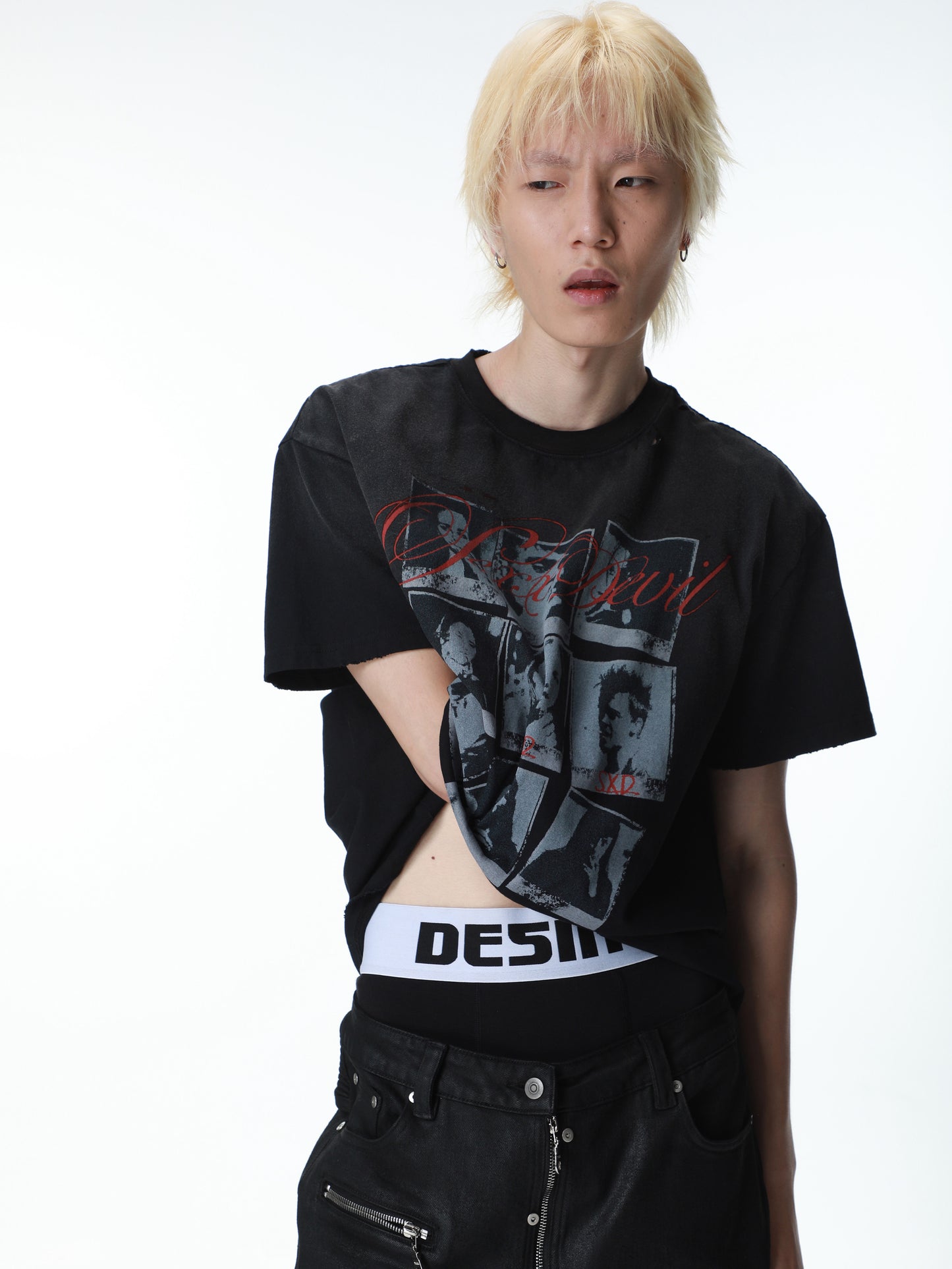 SEXXDEVIL Portrait Grid Distressed Tee