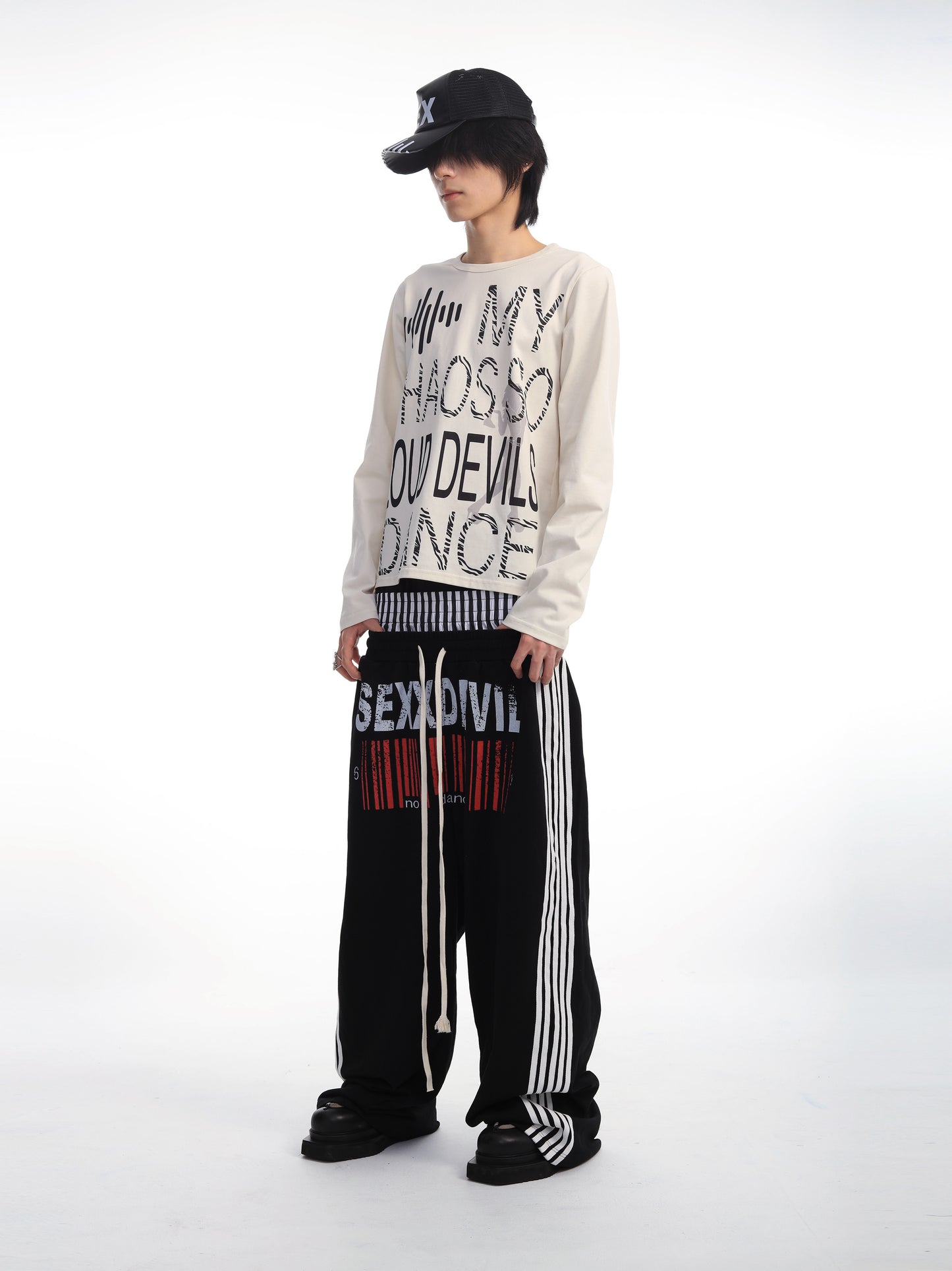 SEXXDEVIL Devils’ Chaotic Dance T-shirt